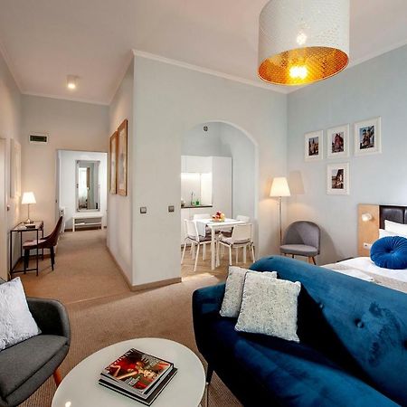 Holiday Suites Cracow クラクフ エクステリア 写真