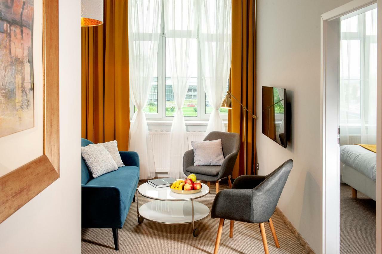 Holiday Suites Cracow クラクフ エクステリア 写真