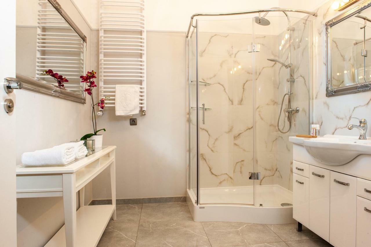 Holiday Suites Cracow クラクフ エクステリア 写真