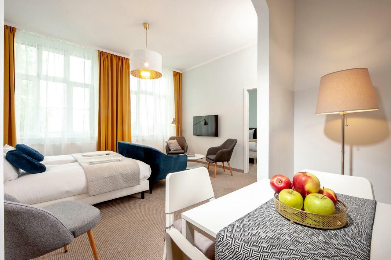 Holiday Suites Cracow クラクフ エクステリア 写真