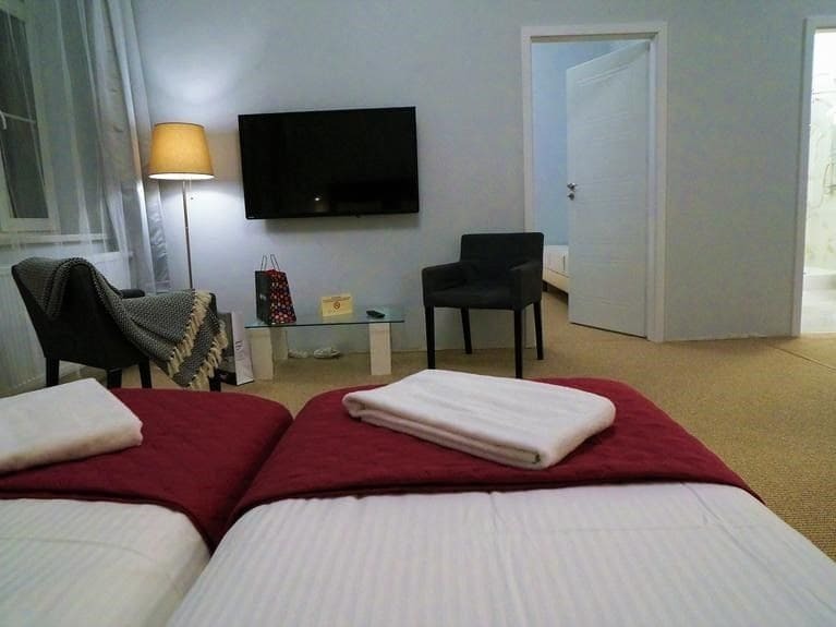 Holiday Suites Cracow クラクフ エクステリア 写真